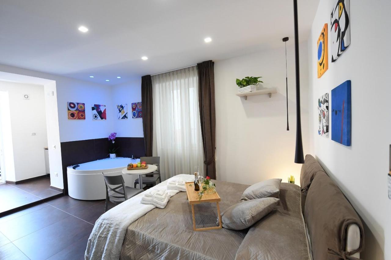 B&B In Centro Storico Salerno Bagian luar foto
