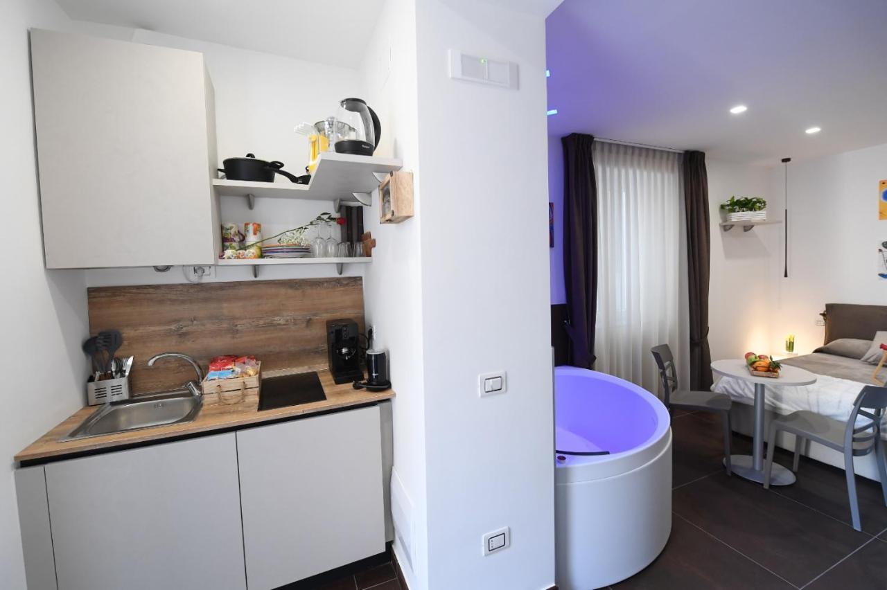 B&B In Centro Storico Salerno Bagian luar foto